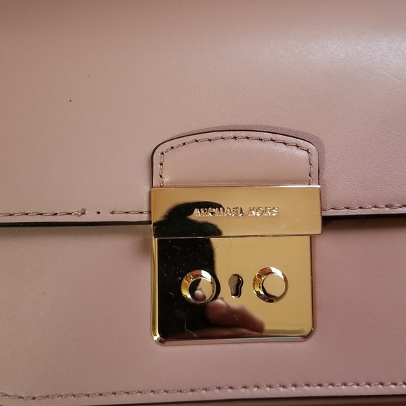 Mk hand bag pink shoulder suze - Picture 13 of 14